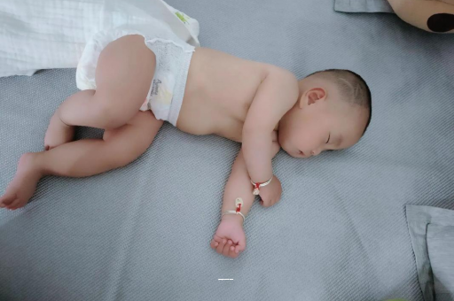 杭州4个月宝宝特点